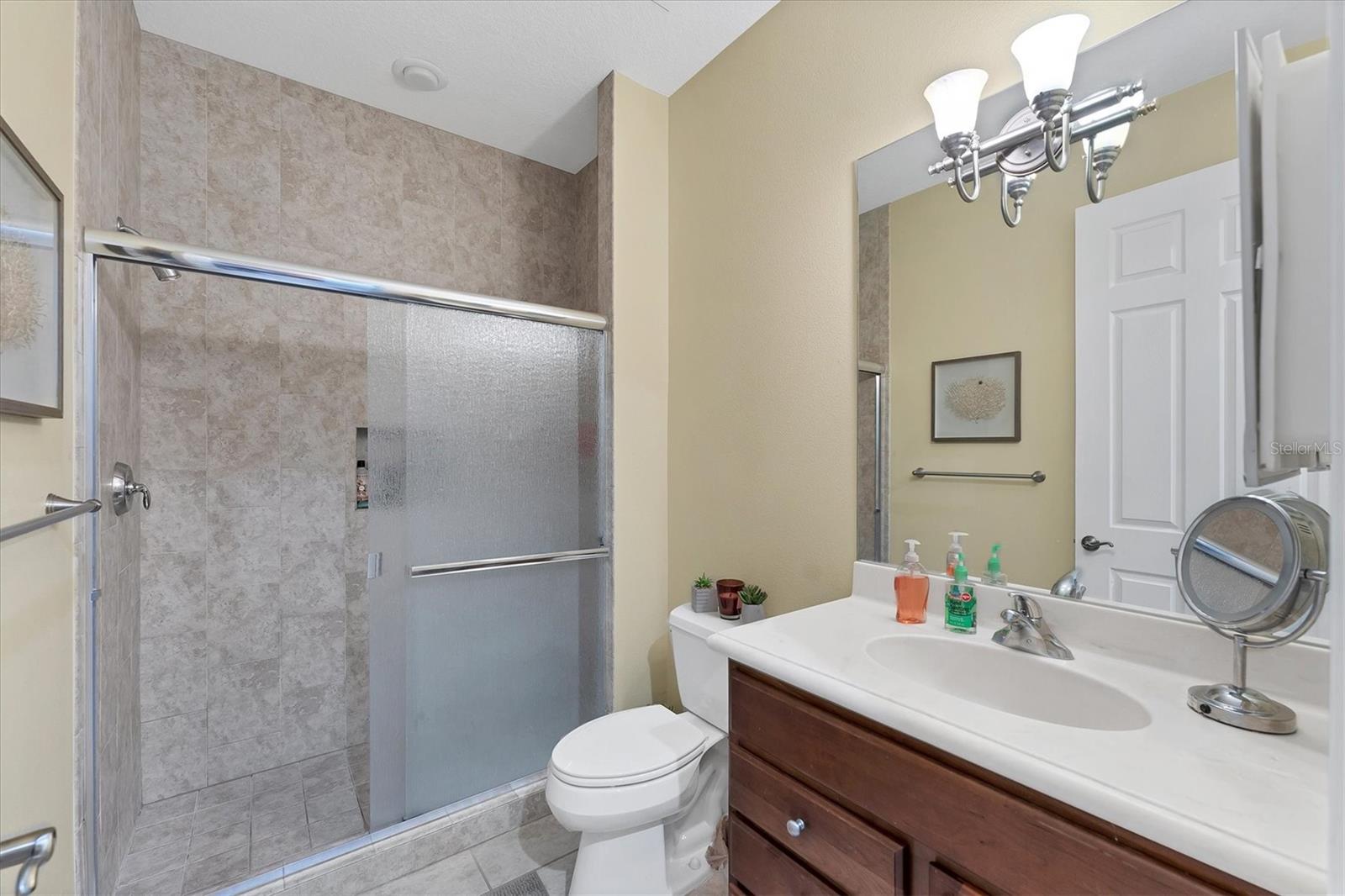 Image 18 of 35 For 5246 Manorwood Drive 4c