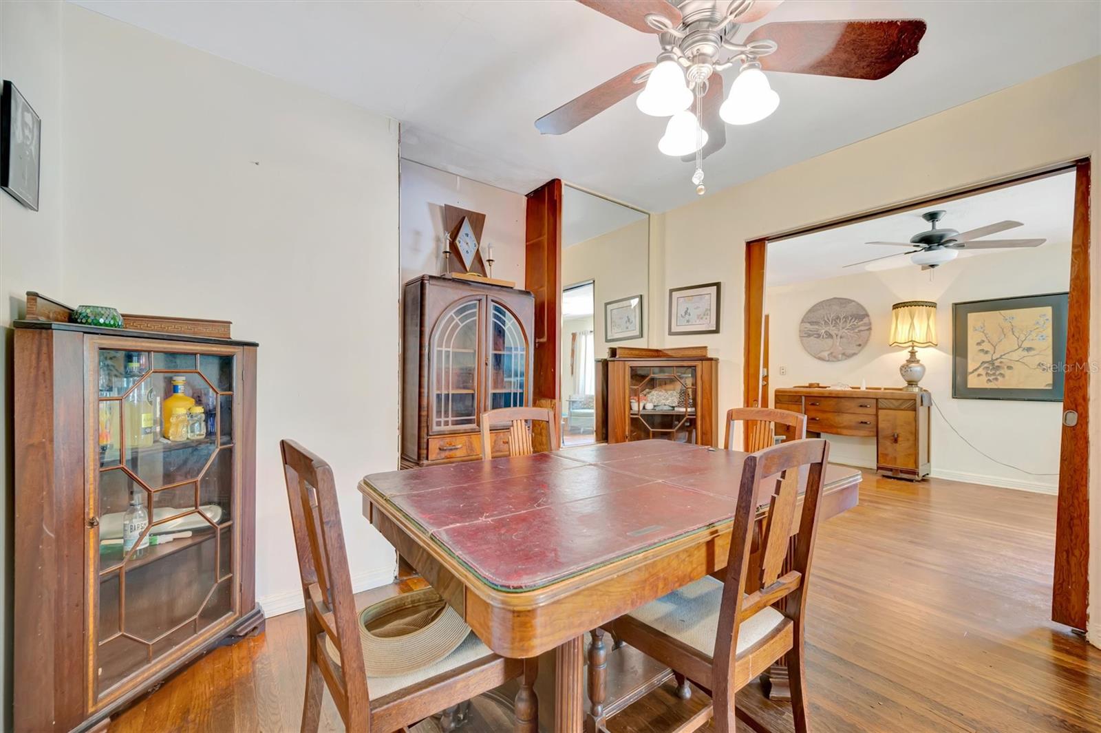 Image 16 of 46 For 1622 18th Avenue W