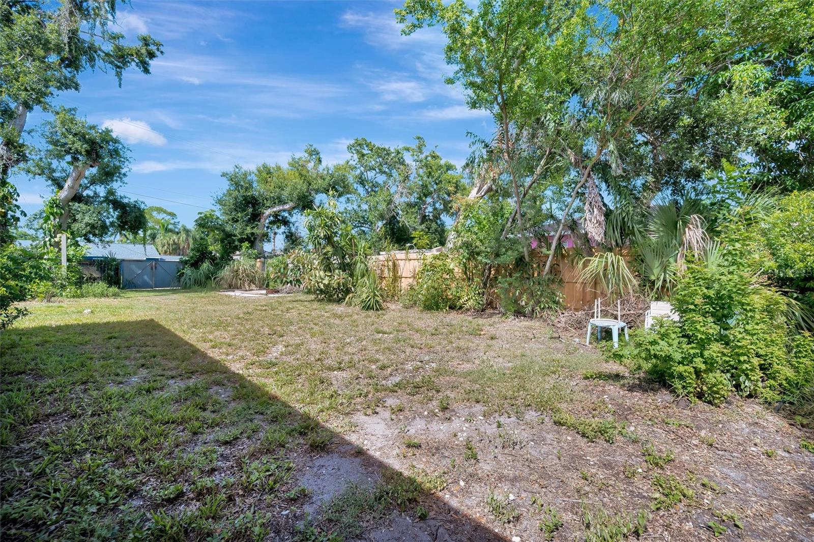 Image 39 of 46 For 1622 18th Avenue W