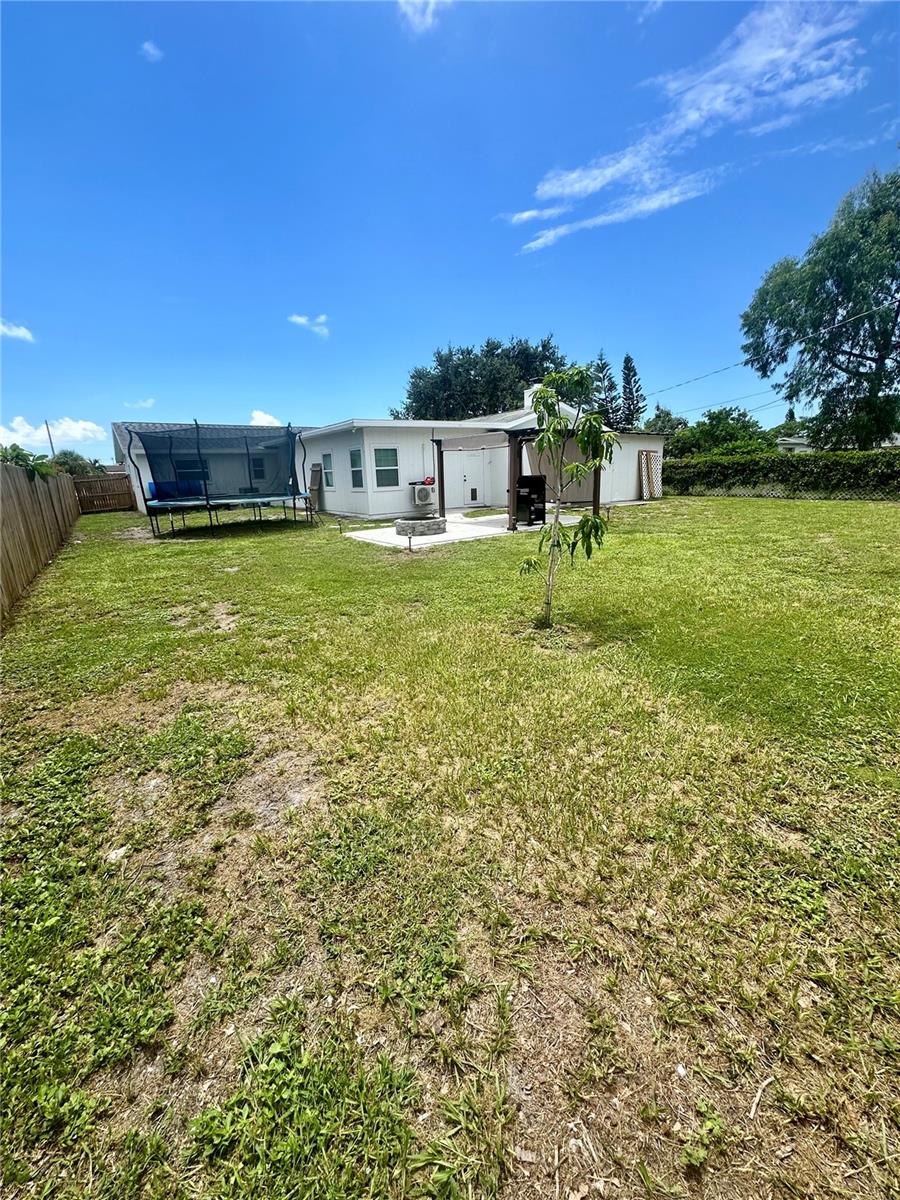 Image 35 of 38 For 3203 52nd Avenue Drive W
