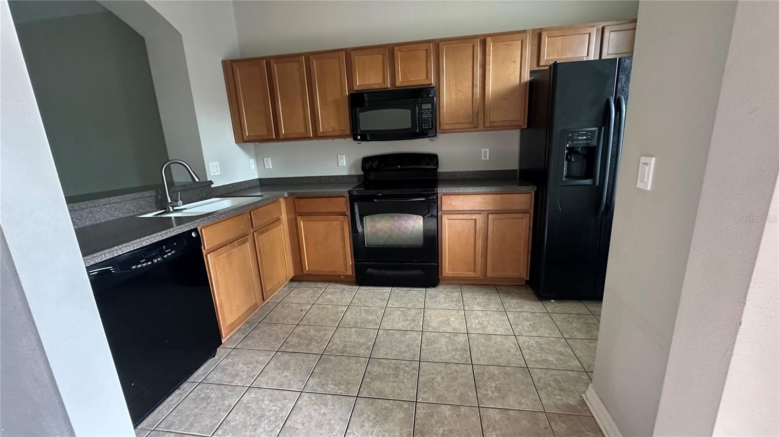 Image 7 of 18 For 1125 Grantham Drive