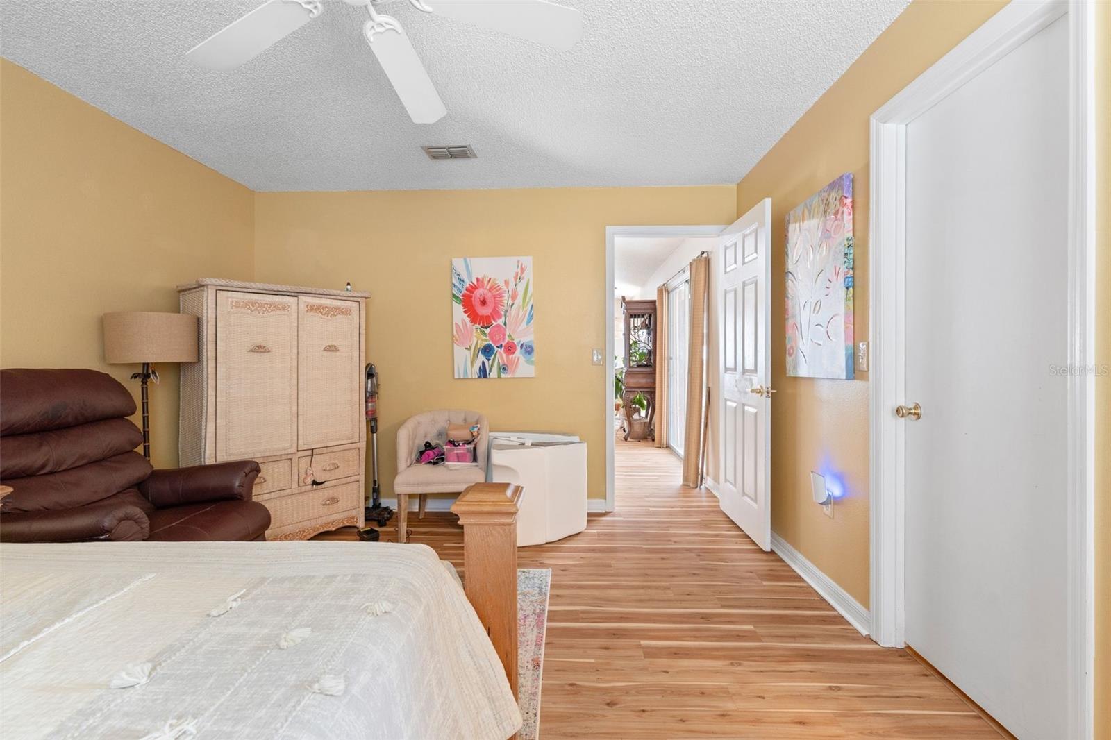 Image 15 of 32 For 6932 43rd Court E