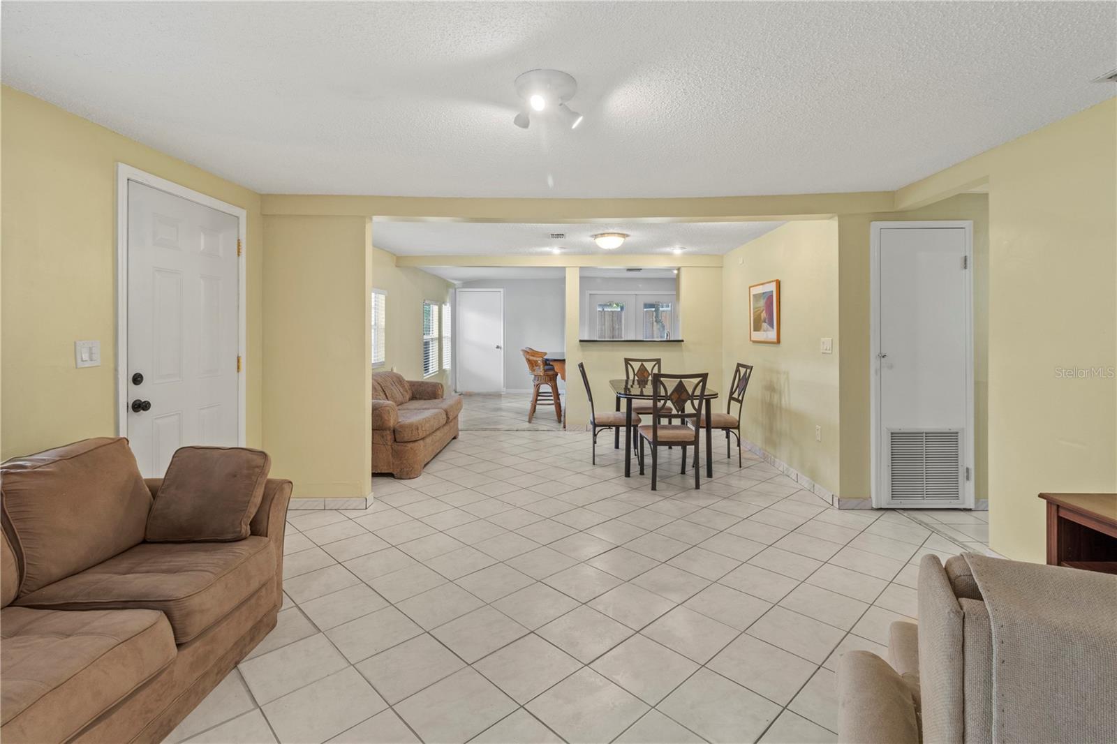 Image 17 of 62 For 10905 50th Street