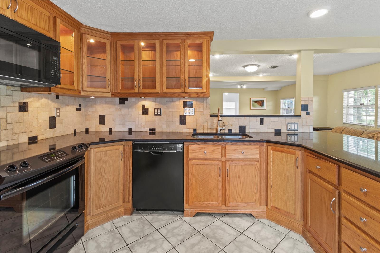 Image 23 of 62 For 10905 50th Street