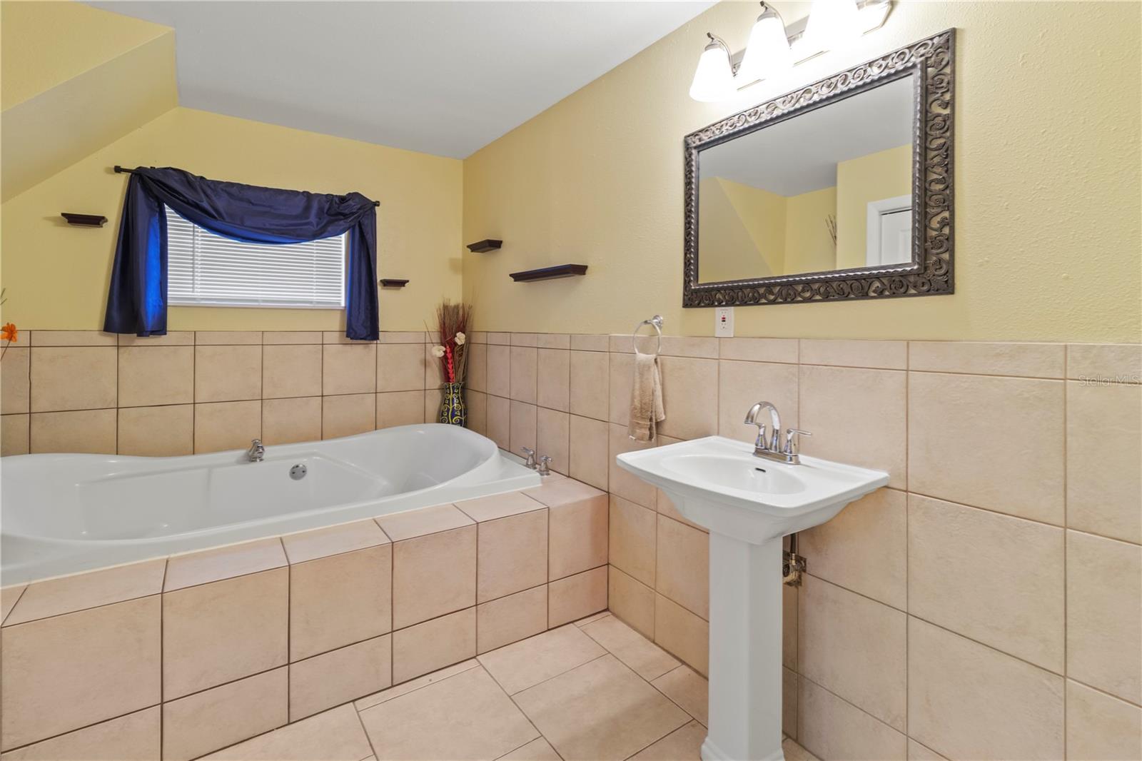 Image 45 of 62 For 10905 50th Street