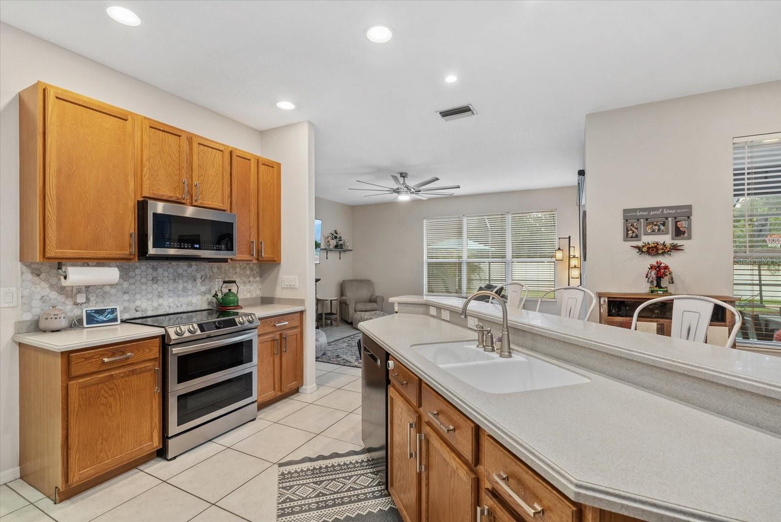 Image 13 of 44 For 1602 Pinyon Pine Drive