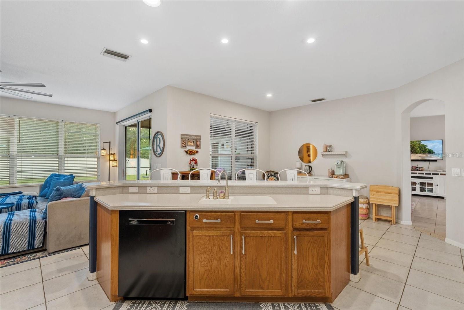 Image 14 of 44 For 1602 Pinyon Pine Drive