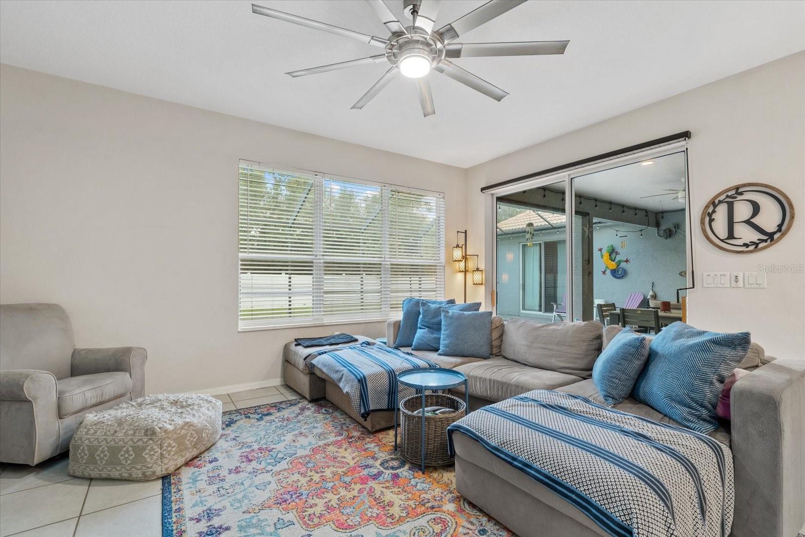 Image 18 of 44 For 1602 Pinyon Pine Drive