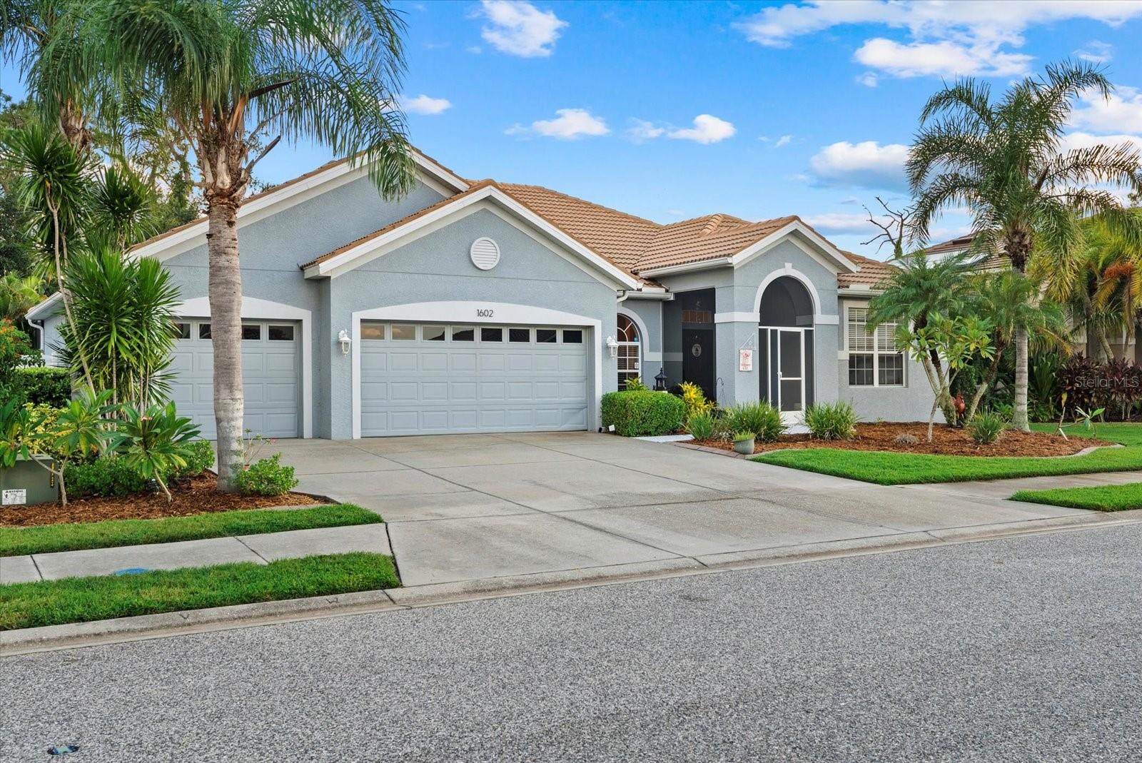 Image 43 of 44 For 1602 Pinyon Pine Drive