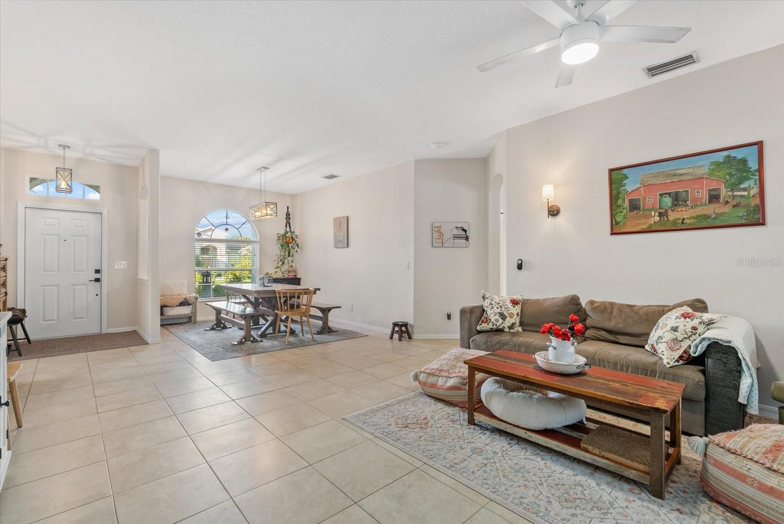 Image 6 of 44 For 1602 Pinyon Pine Drive