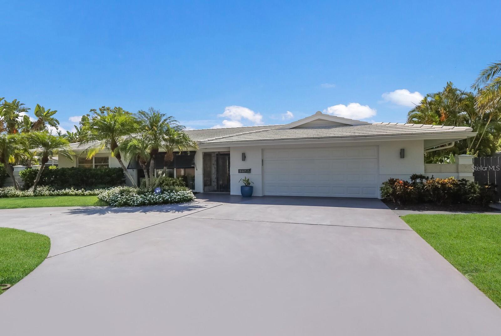 Image 3 of 47 For 567 Bird Key Drive