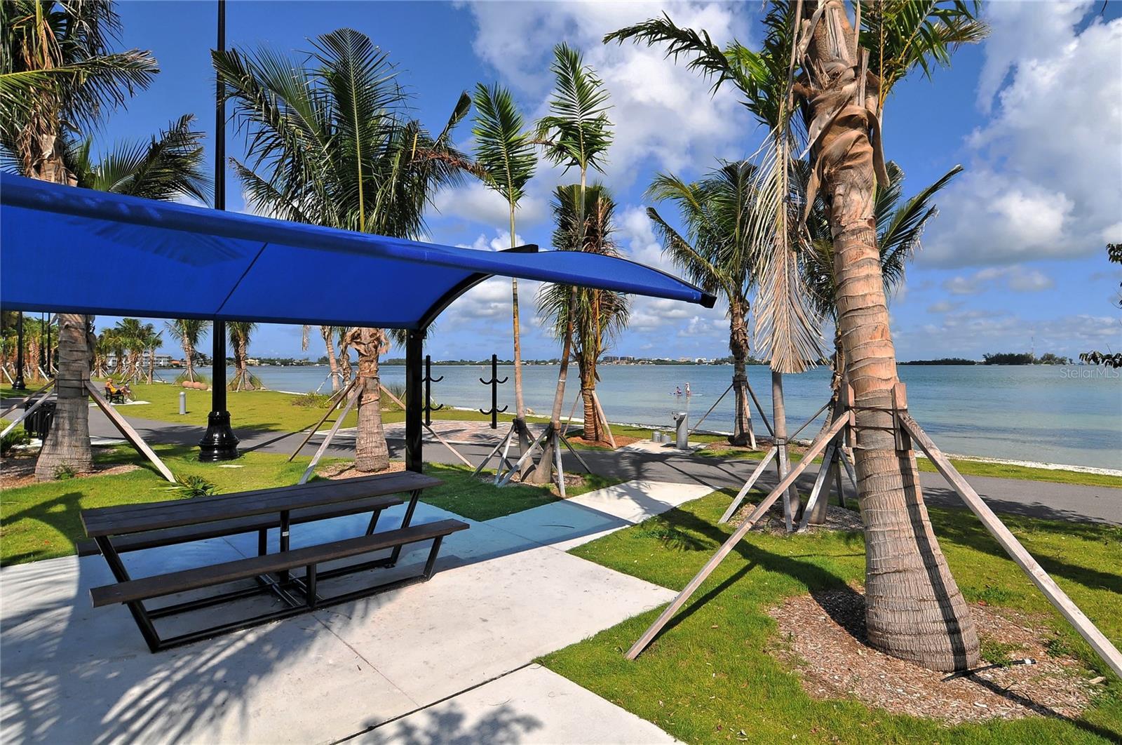 Image 34 of 47 For 567 Bird Key Drive