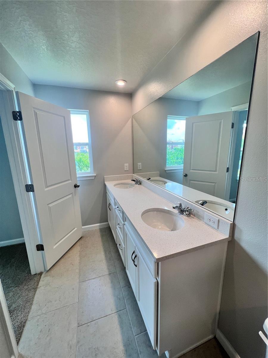 Image 24 of 25 For 11844 Sky Acres Terrace