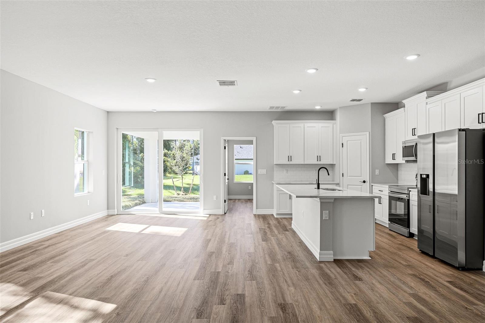 Image 4 of 25 For 8175 Elkenberry Avenue