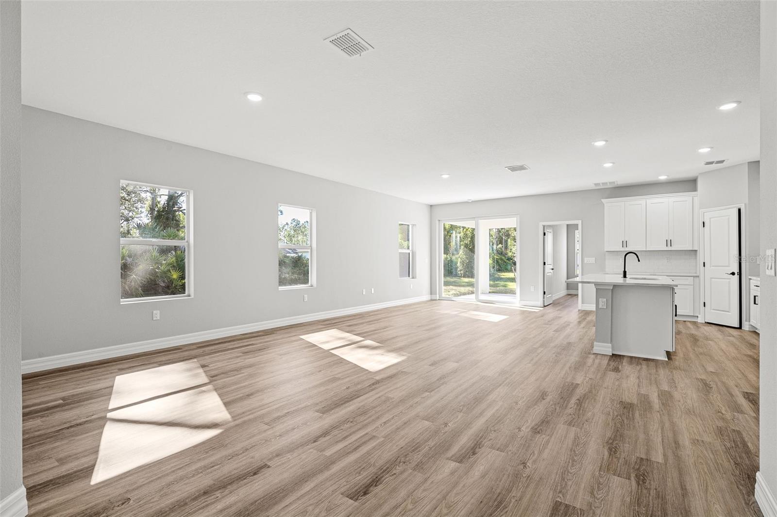 Image 5 of 25 For 8175 Elkenberry Avenue