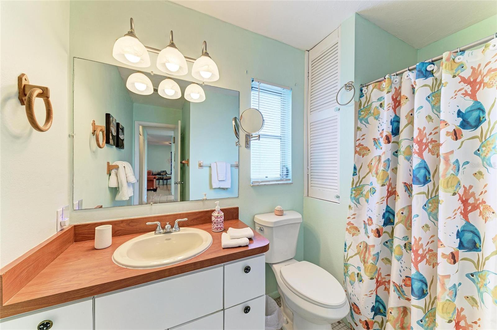 Image 31 of 41 For 265 Dorchester Drive