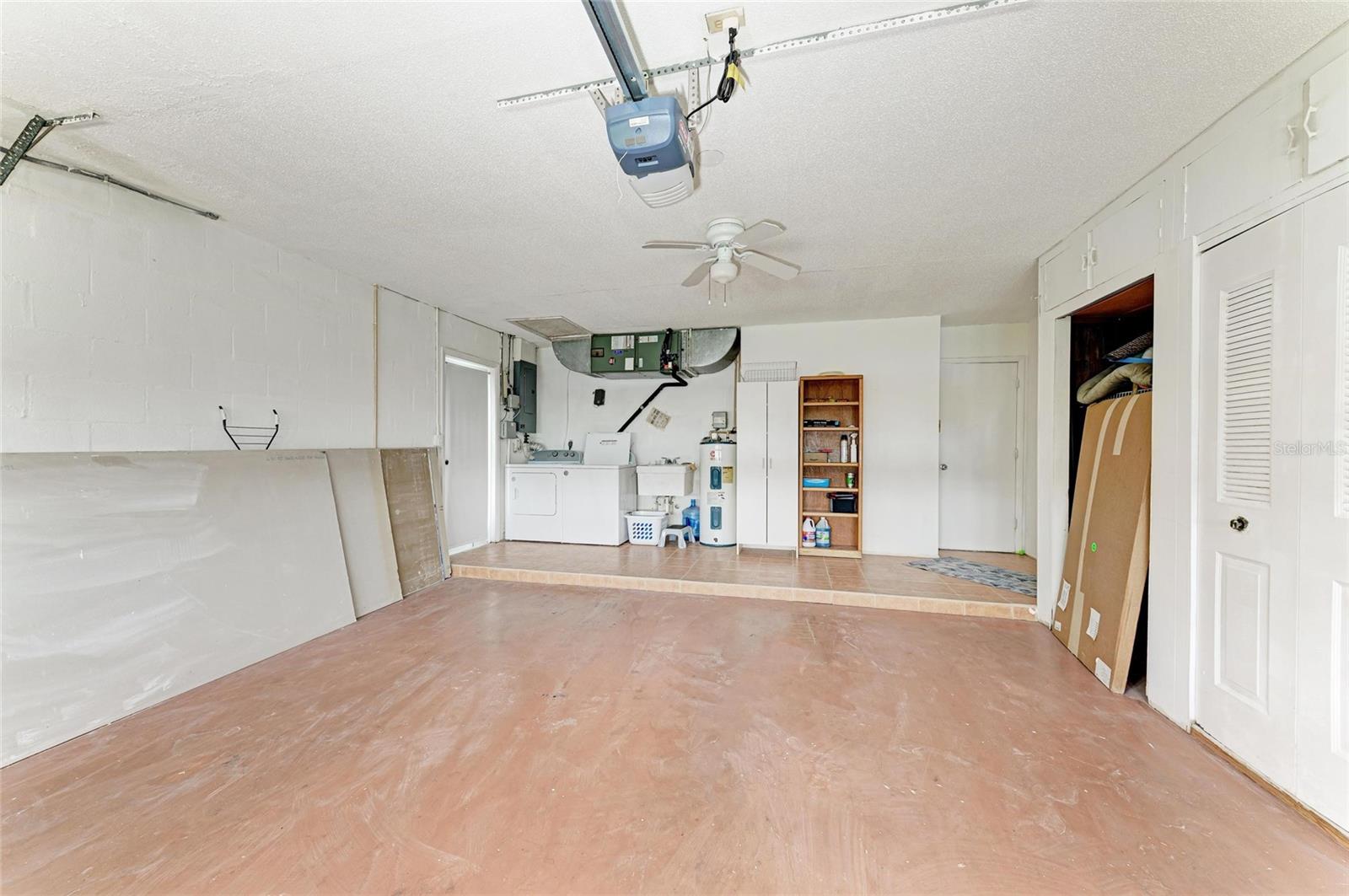 Image 32 of 41 For 265 Dorchester Drive