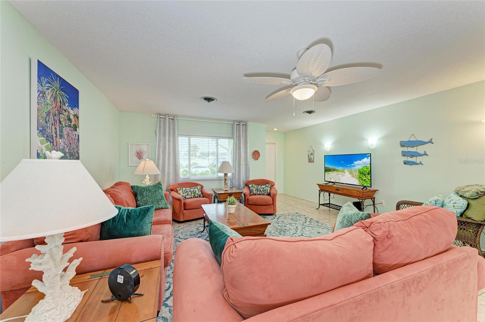 Image 8 of 41 For 265 Dorchester Drive