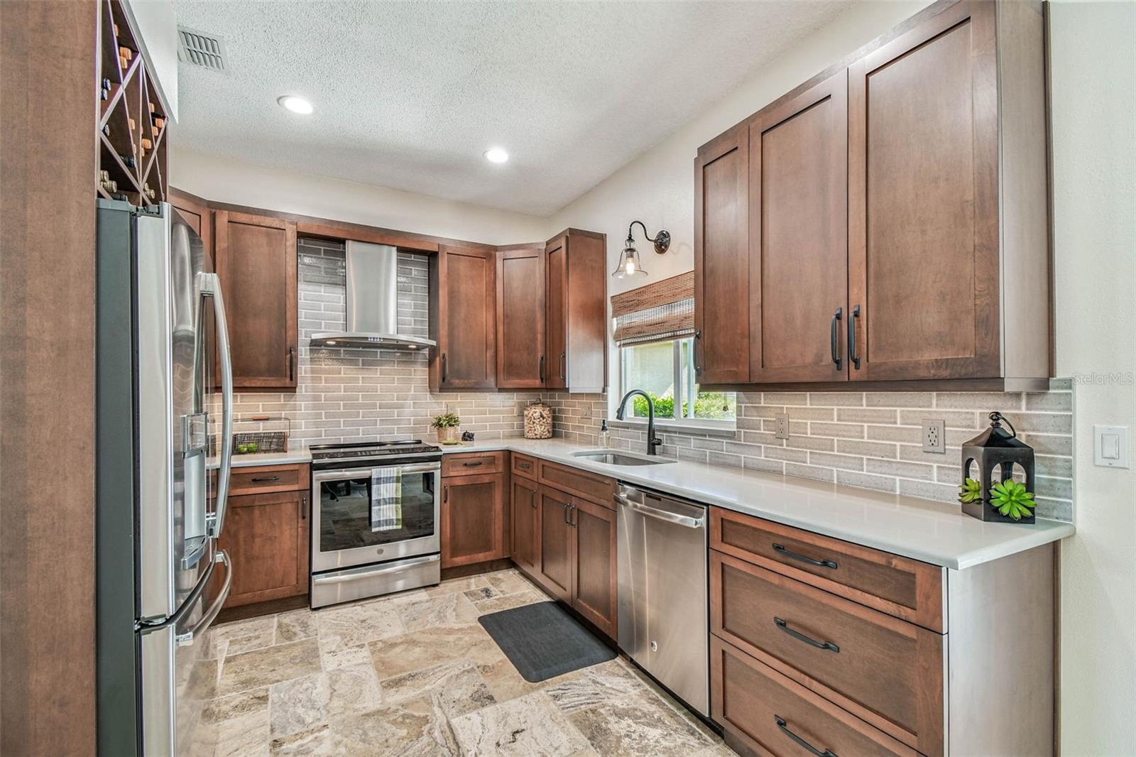 Image 12 of 52 For 1627 Shady Oaks Drive