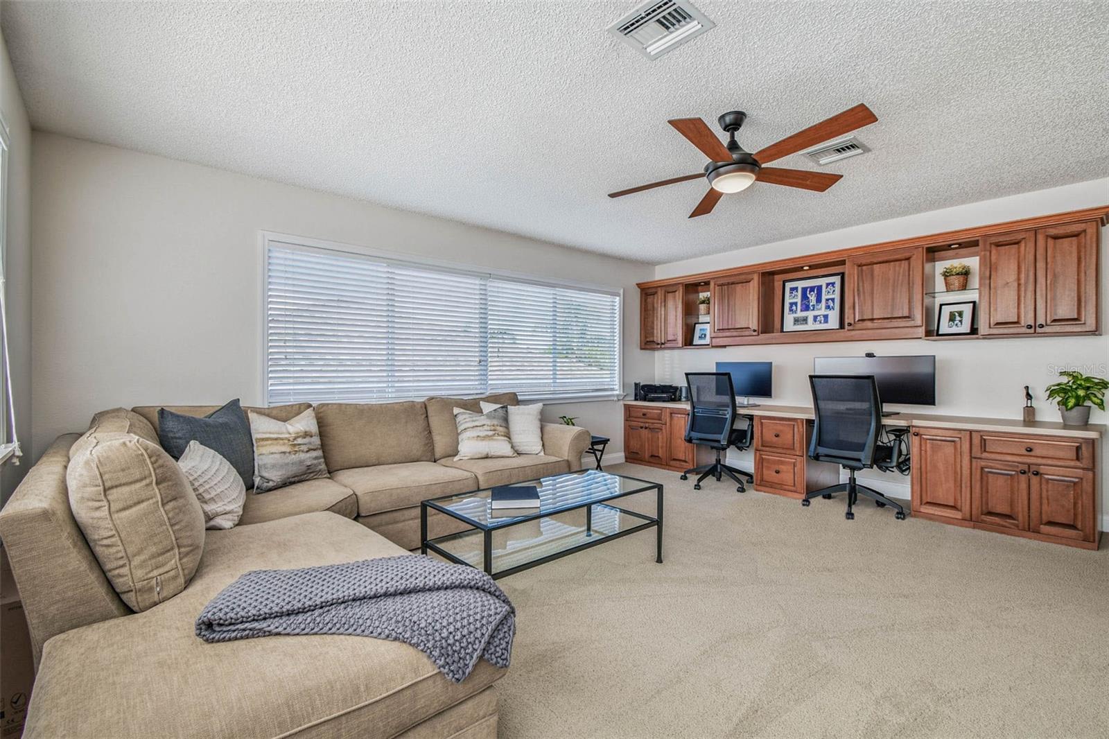 Image 25 of 52 For 1627 Shady Oaks Drive