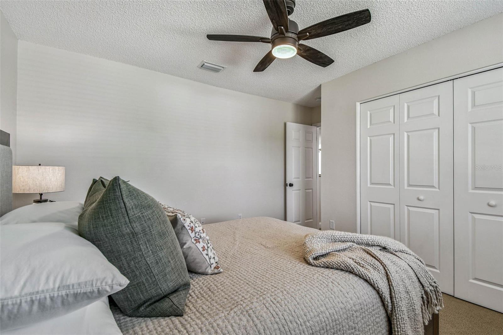 Image 38 of 52 For 1627 Shady Oaks Drive