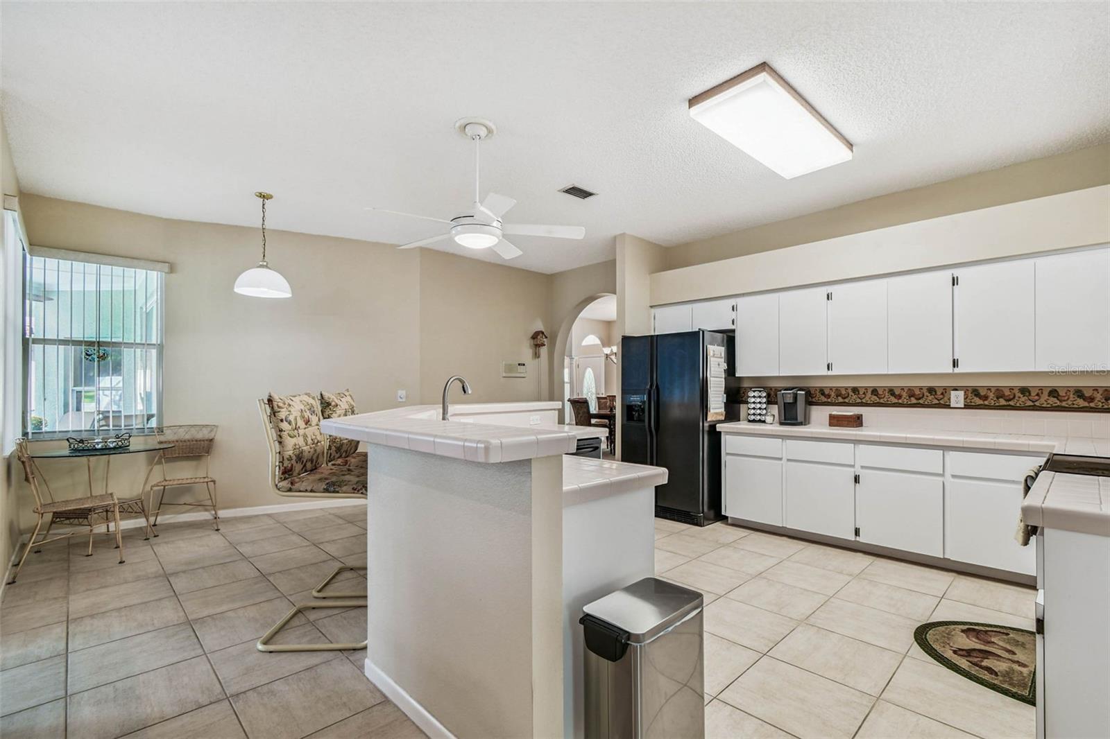 Image 17 of 50 For 11230 Bloomington Drive