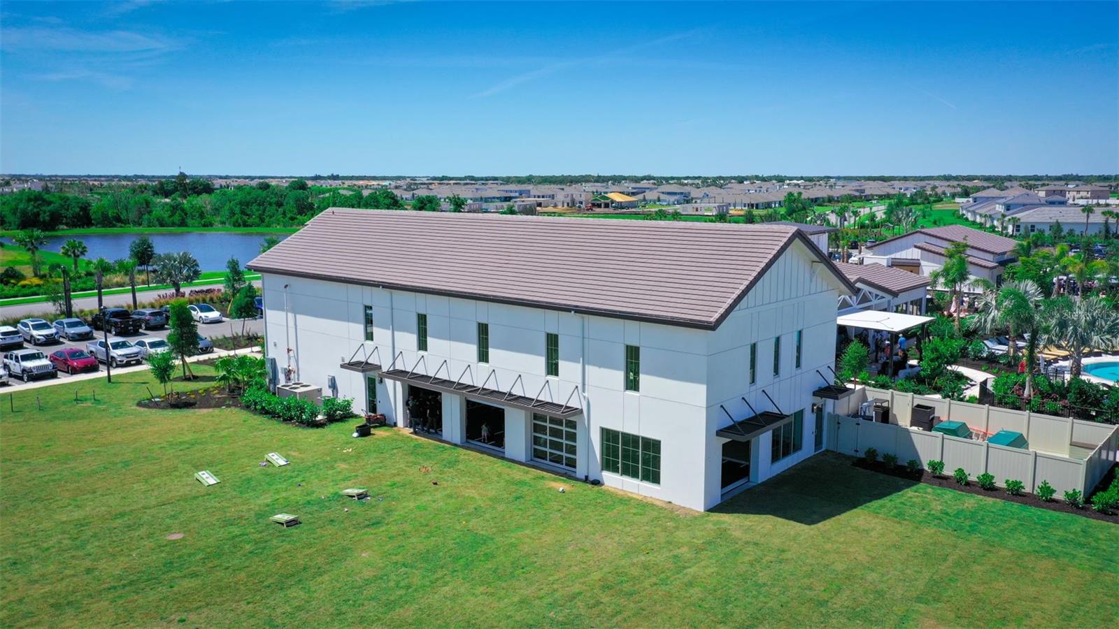 Image 7 of 16 For 4309 Honeybee Court