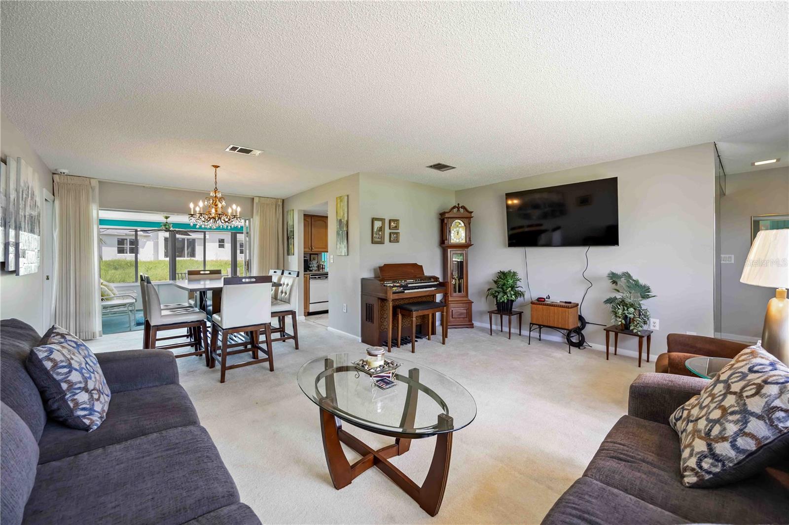 Image 8 of 30 For 546 Highland Avenue Nw