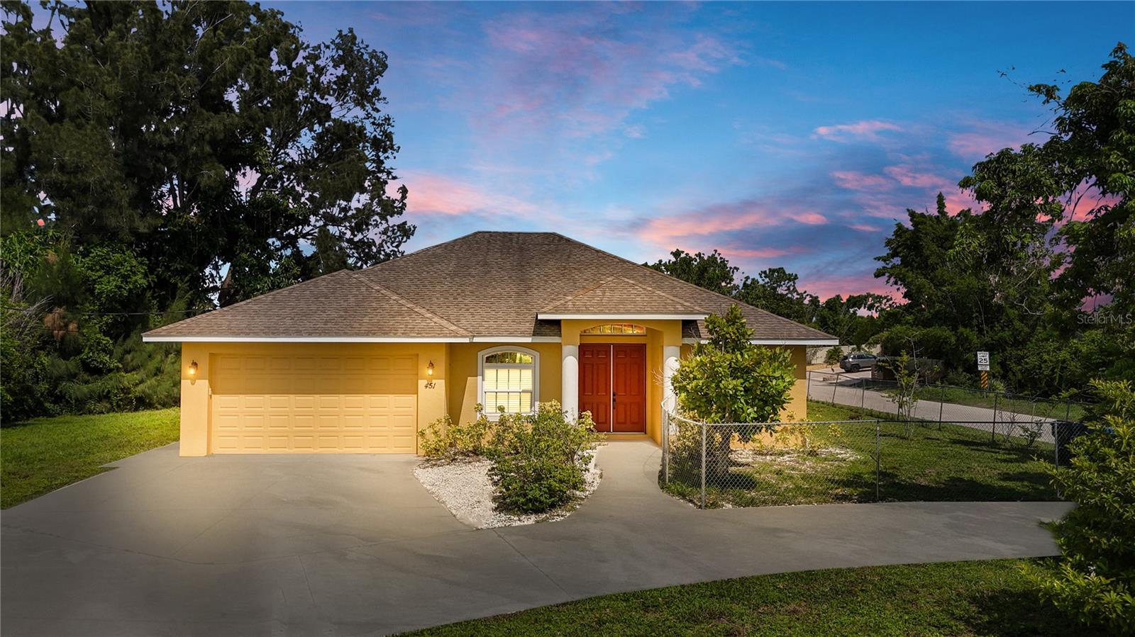 Details for 451 Glen Oak Road, VENICE, FL 34293