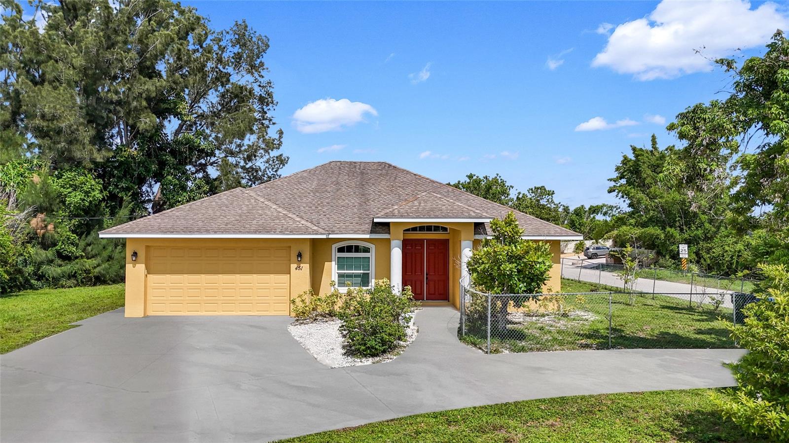 Image 15 of 62 For 451 Glen Oak Road