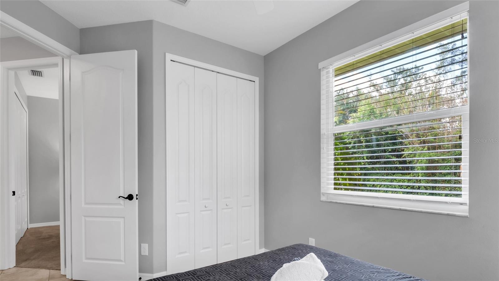 Image 34 of 62 For 451 Glen Oak Road