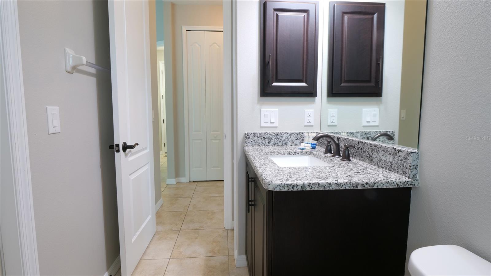 Image 37 of 62 For 451 Glen Oak Road