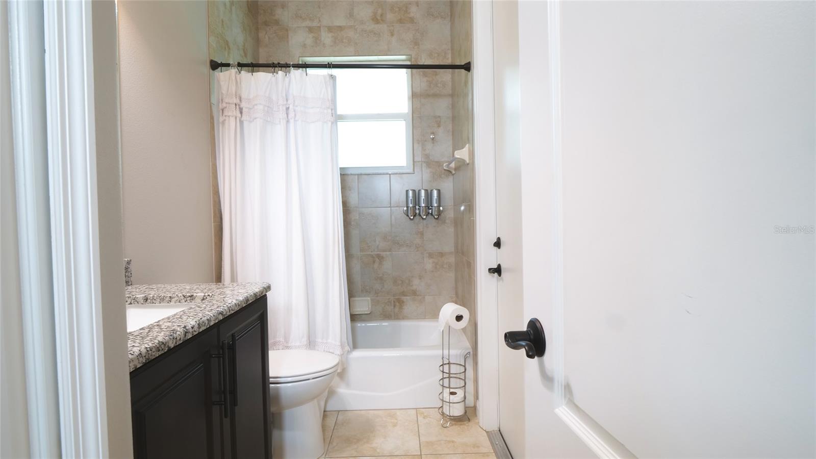 Image 38 of 62 For 451 Glen Oak Road