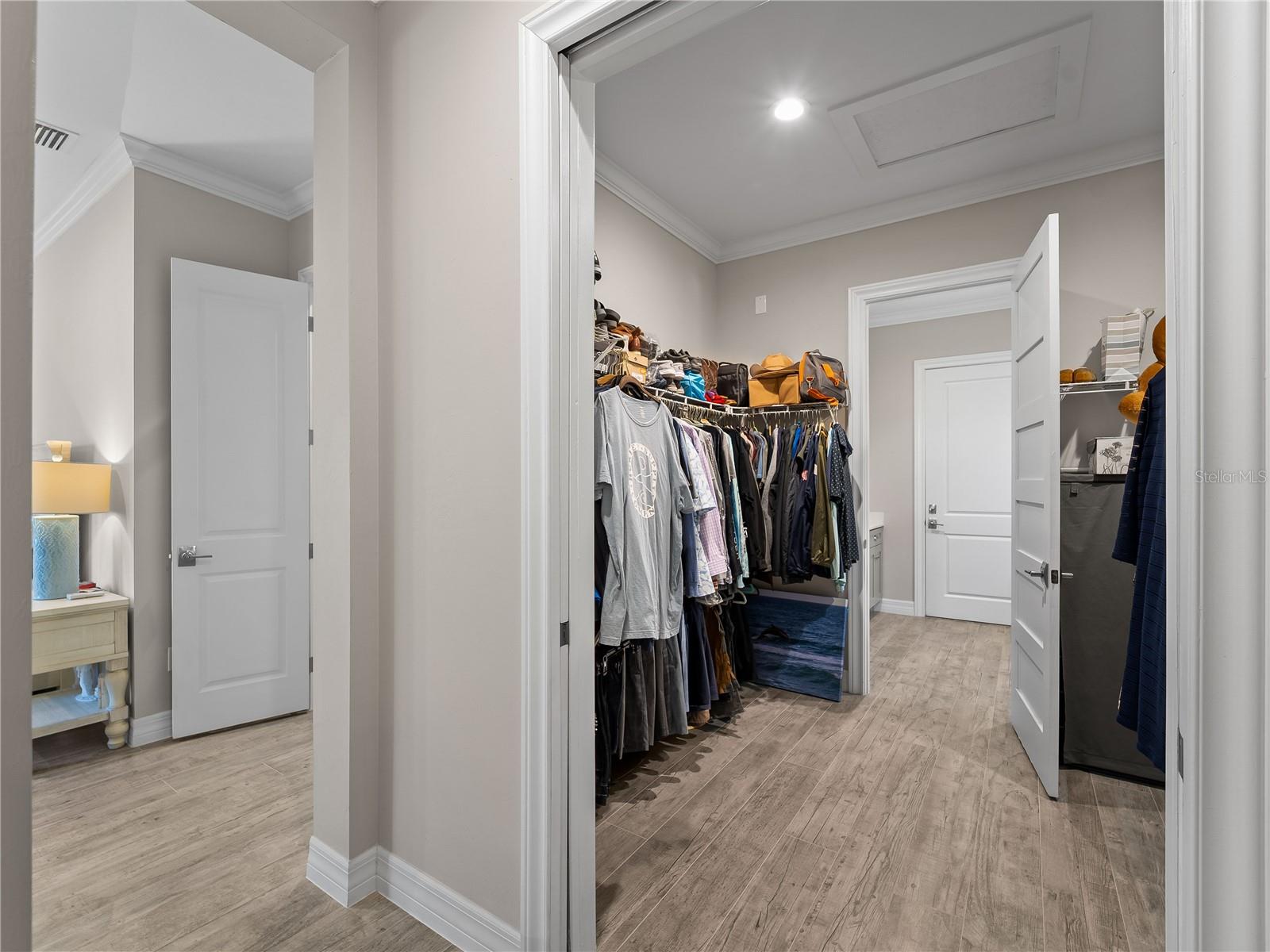 Image 43 of 81 For 9016 Falcon Court