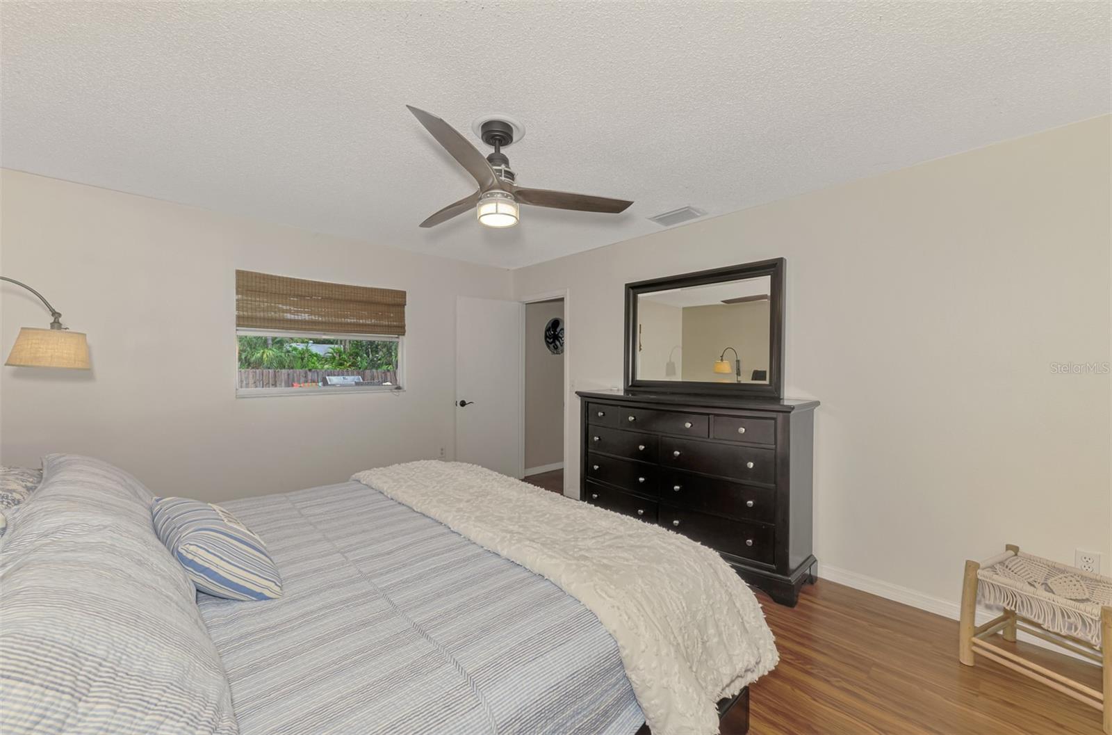 Image 40 of 60 For 1712 Shell Drive