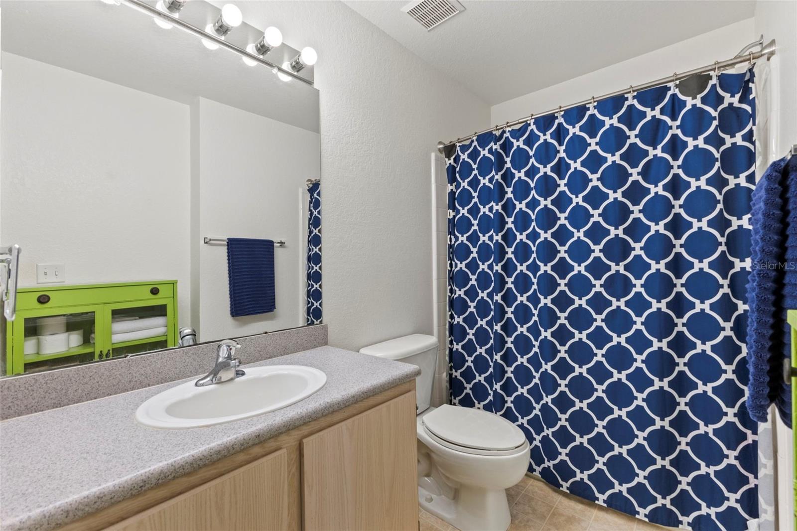 Image 14 of 49 For 8905 Manor Loop 205