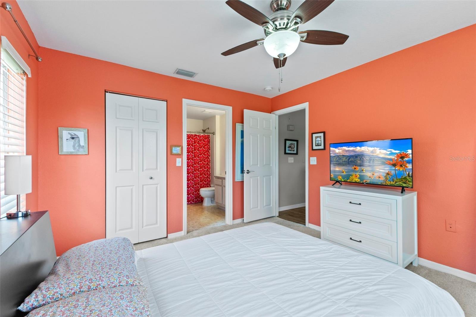 Image 20 of 49 For 8905 Manor Loop 205