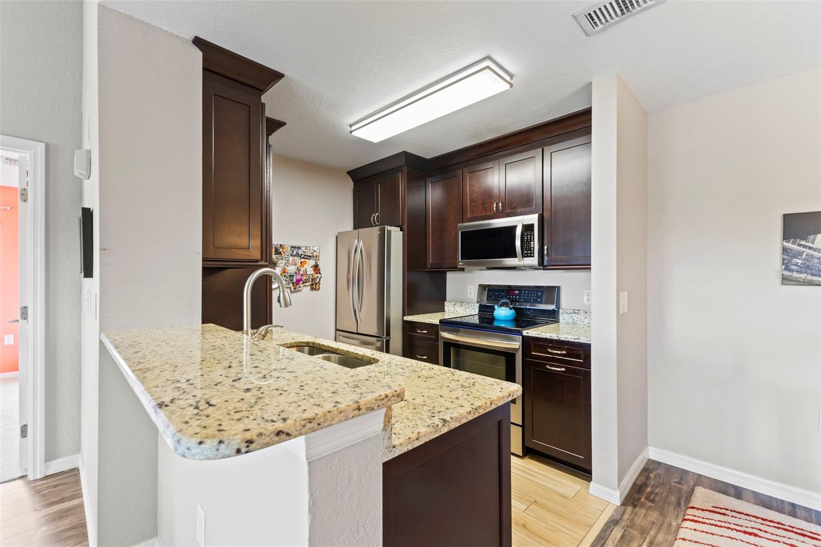Image 26 of 49 For 8905 Manor Loop 205
