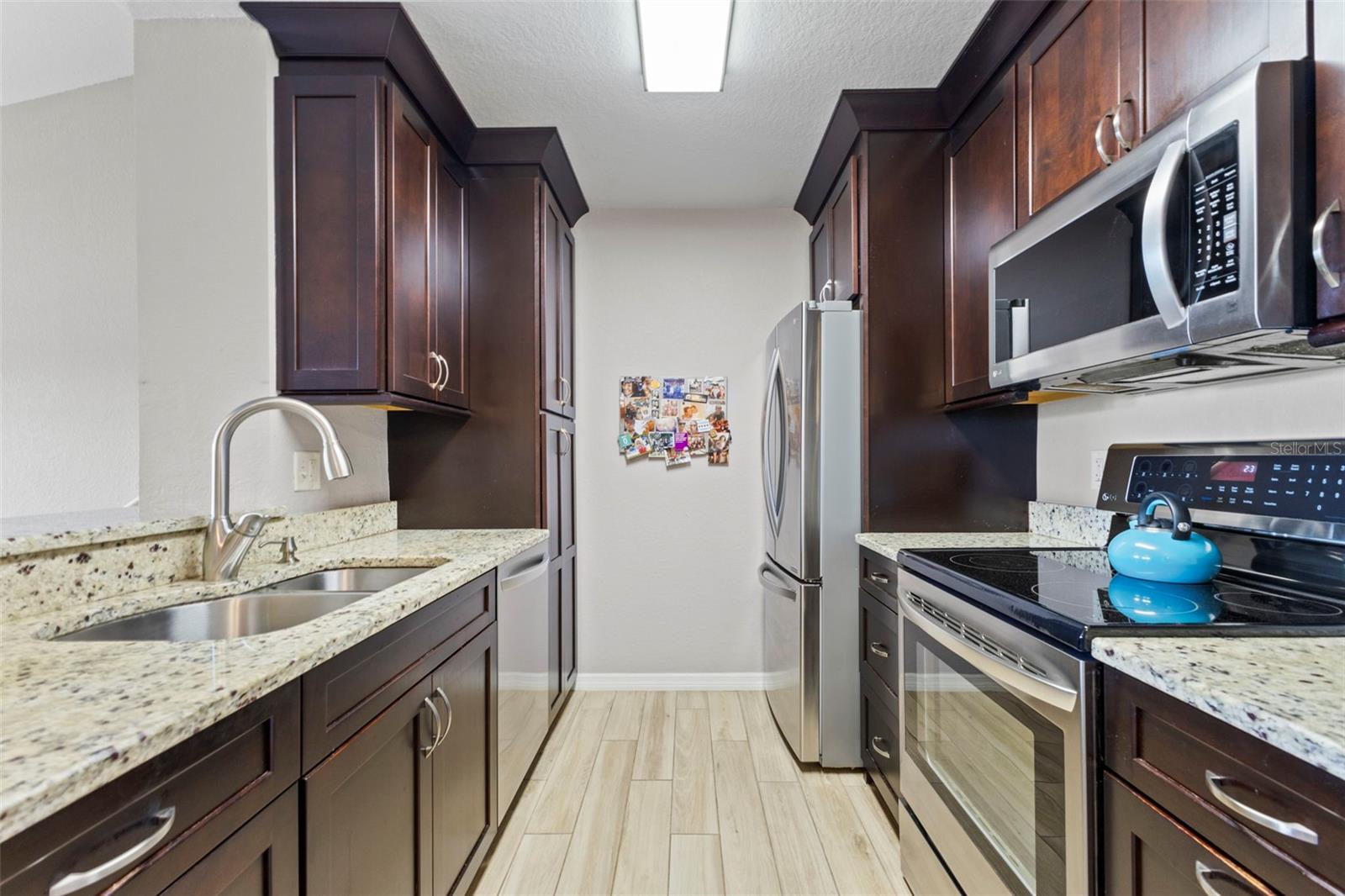 Image 5 of 49 For 8905 Manor Loop 205