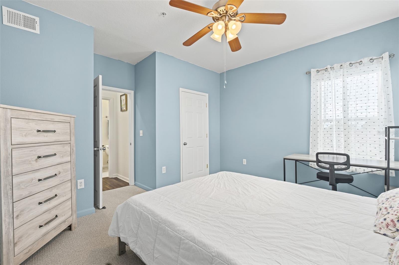 Image 20 of 45 For 4802 51st Street W 1412
