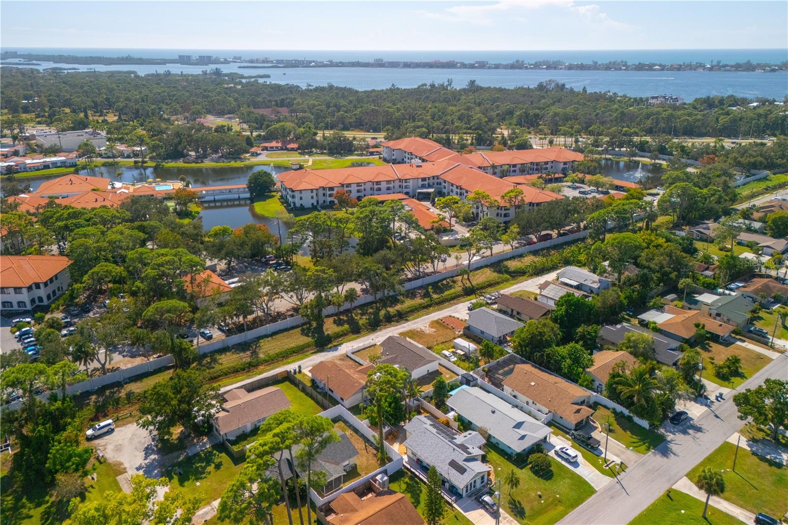 Image 25 of 28 For 2347 Benson Street