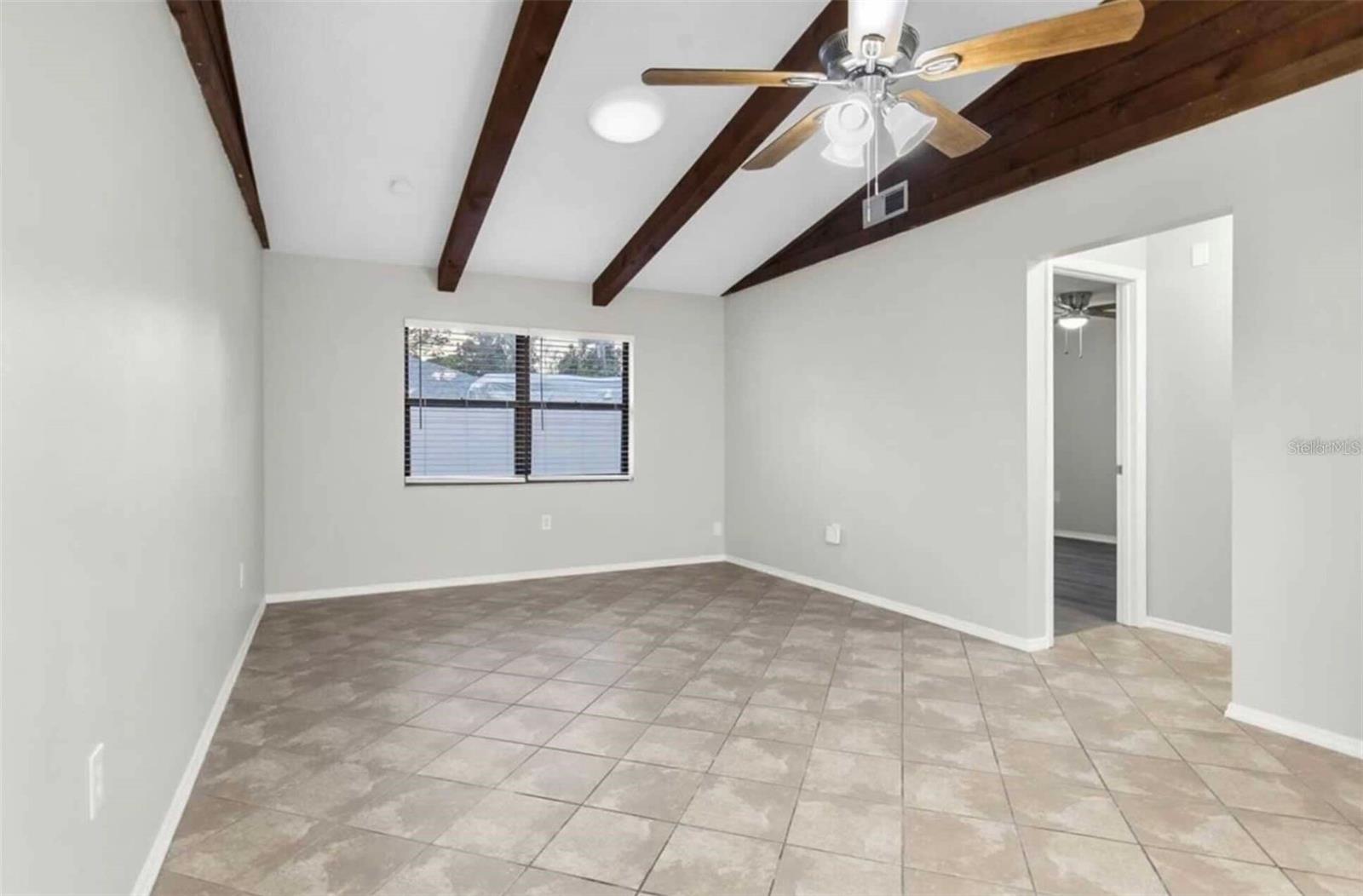 Image 4 of 17 For 2347 Benson Street