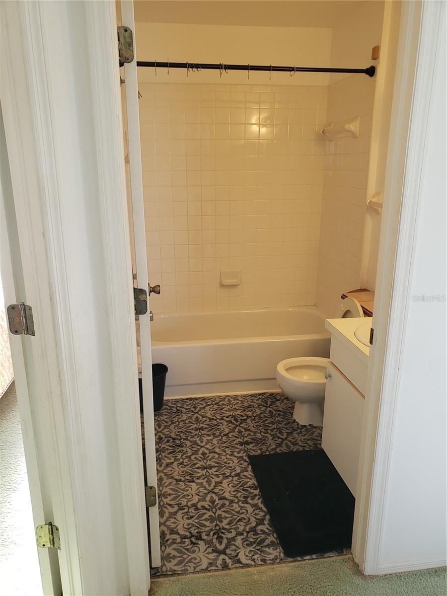 Image 23 of 24 For 542 36th Street W
