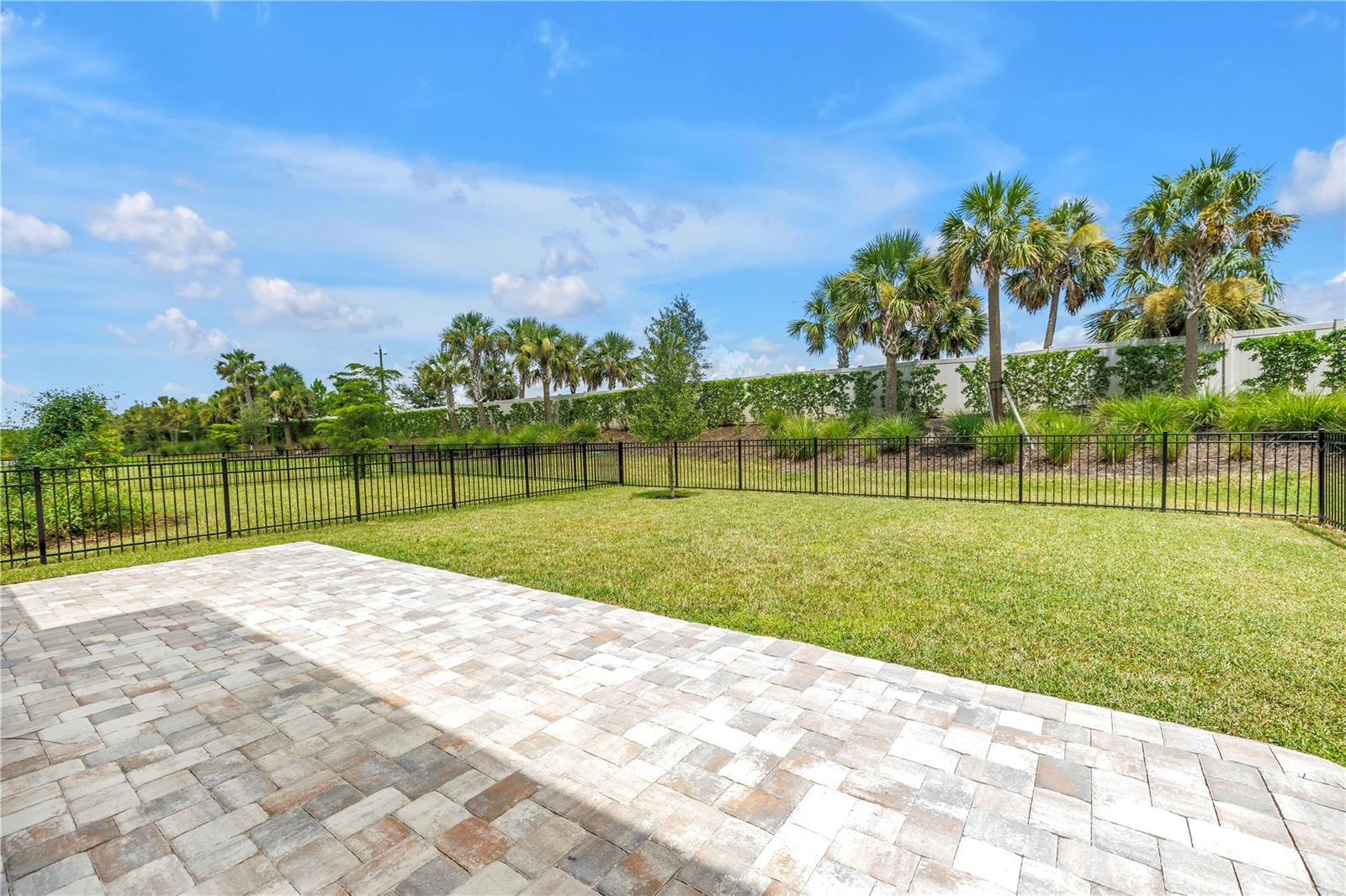 Image 36 of 75 For 9240 Tequila Sunrise Drive