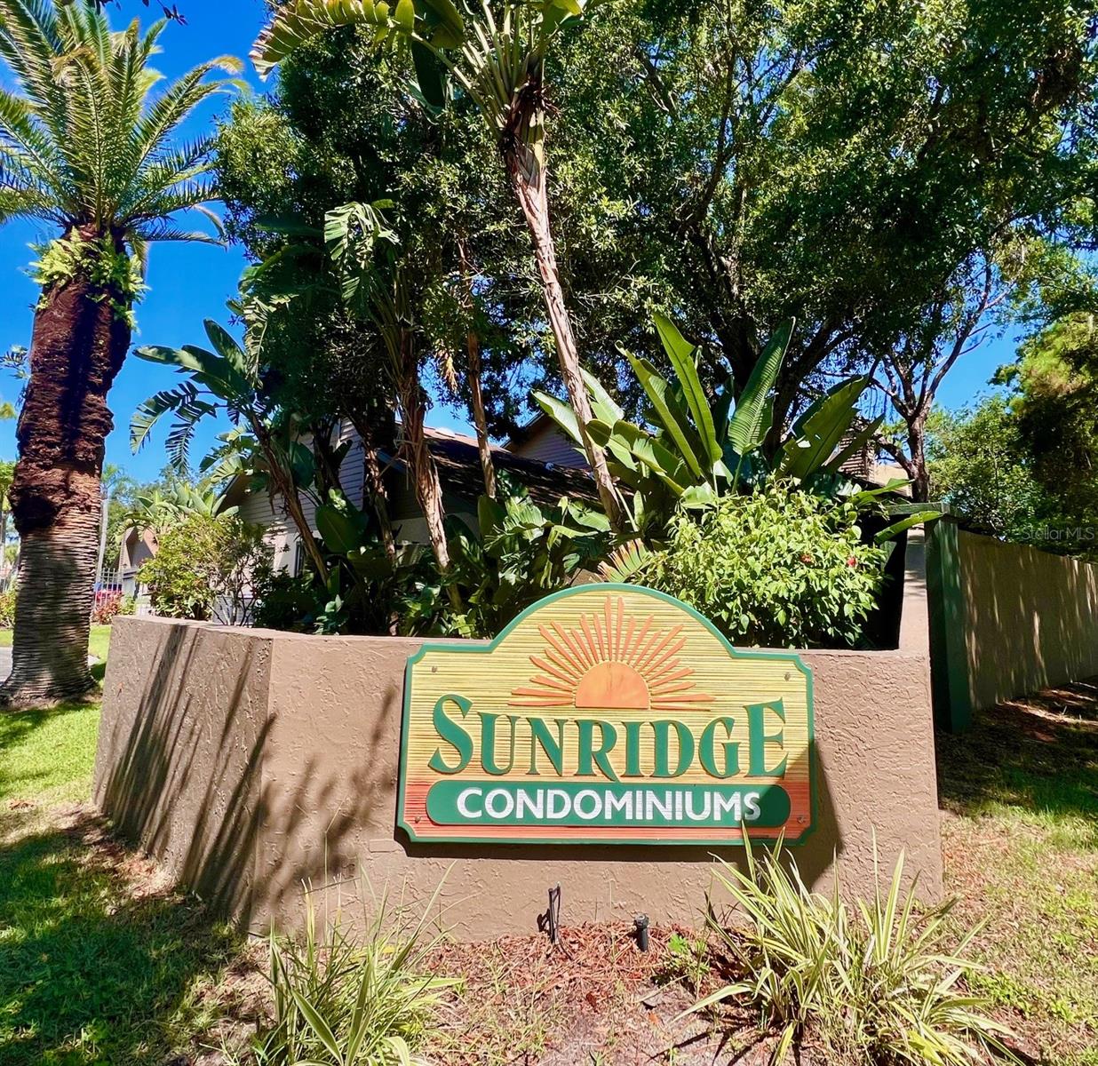 Image 28 of 31 For 984 Sunridge Drive J3