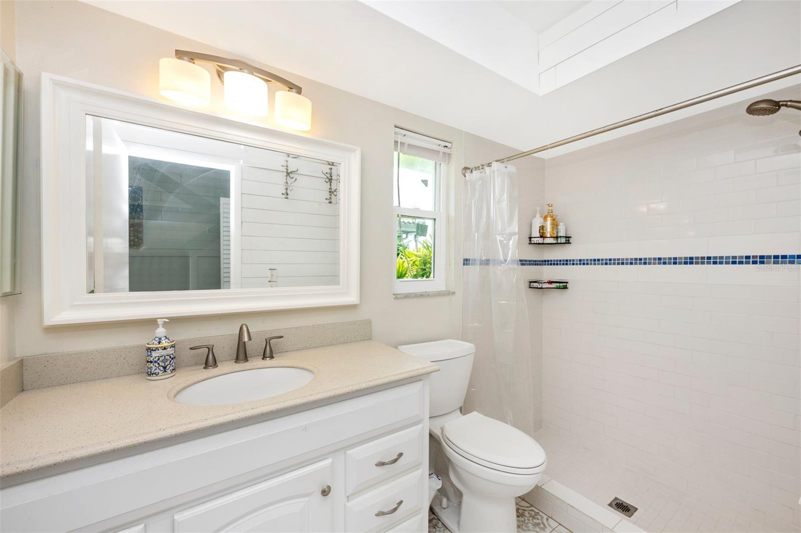 Image 12 of 47 For 2920 Captiva Drive