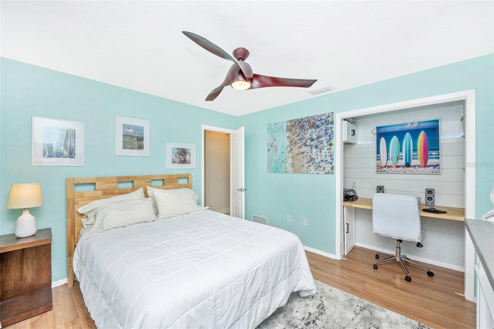 Image 14 of 47 For 2920 Captiva Drive