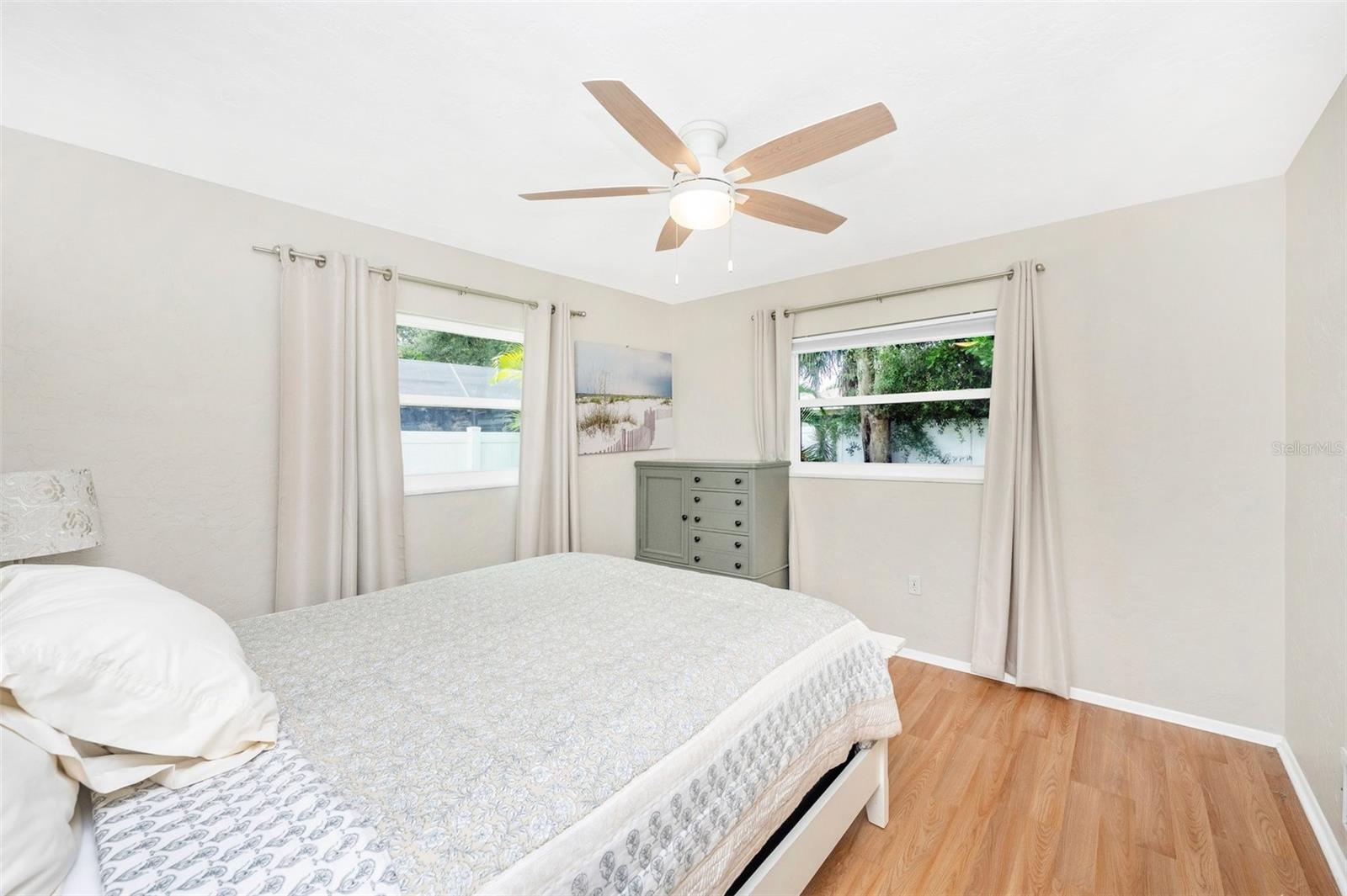 Image 19 of 47 For 2920 Captiva Drive