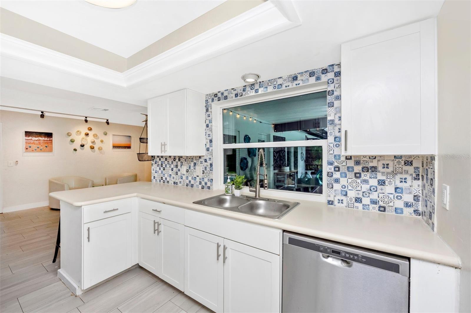 Image 21 of 47 For 2920 Captiva Drive