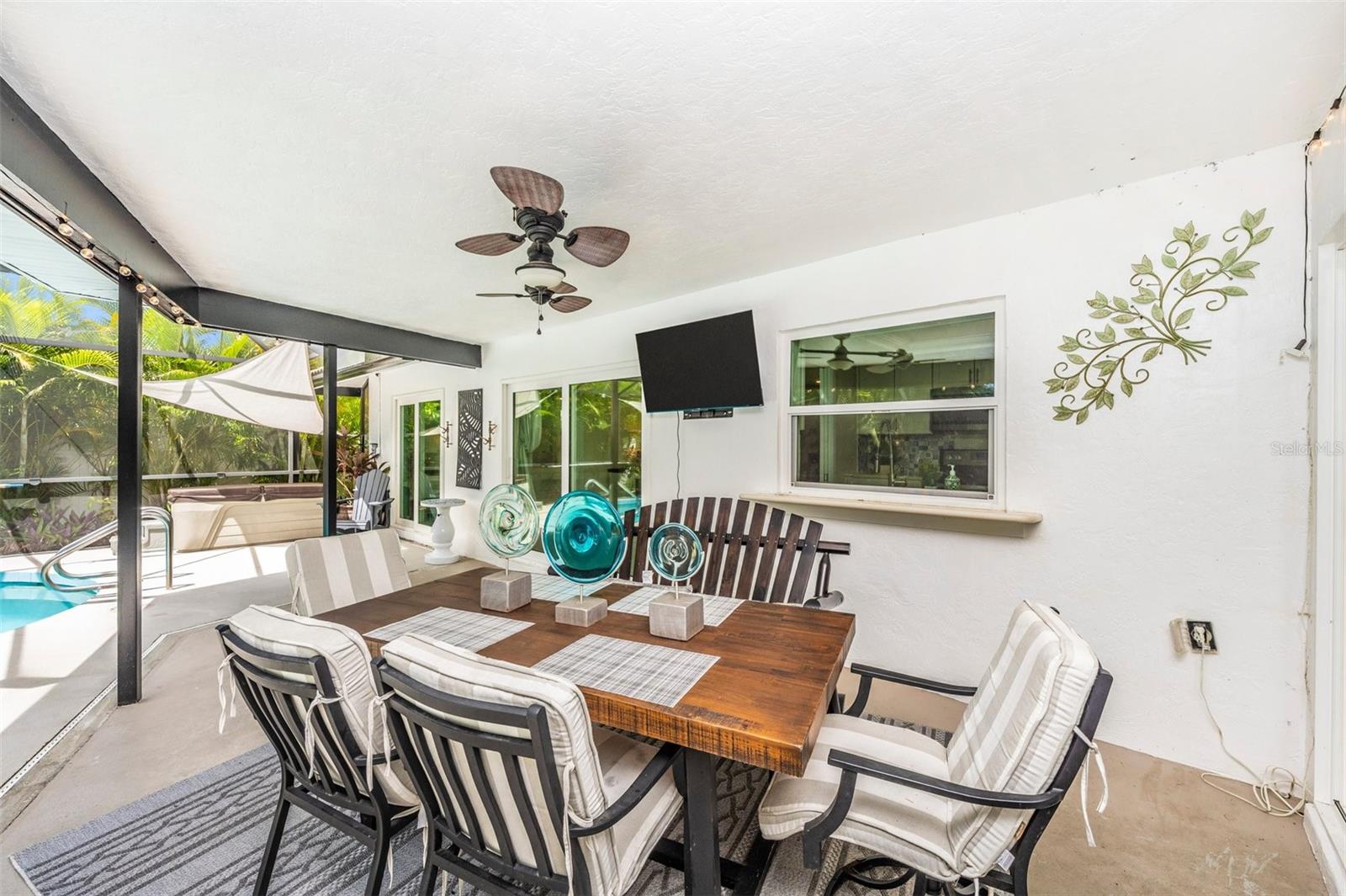 Image 33 of 47 For 2920 Captiva Drive